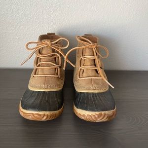 SOREL OUT N ABOUT PLUS DUCK BOOT sz 8